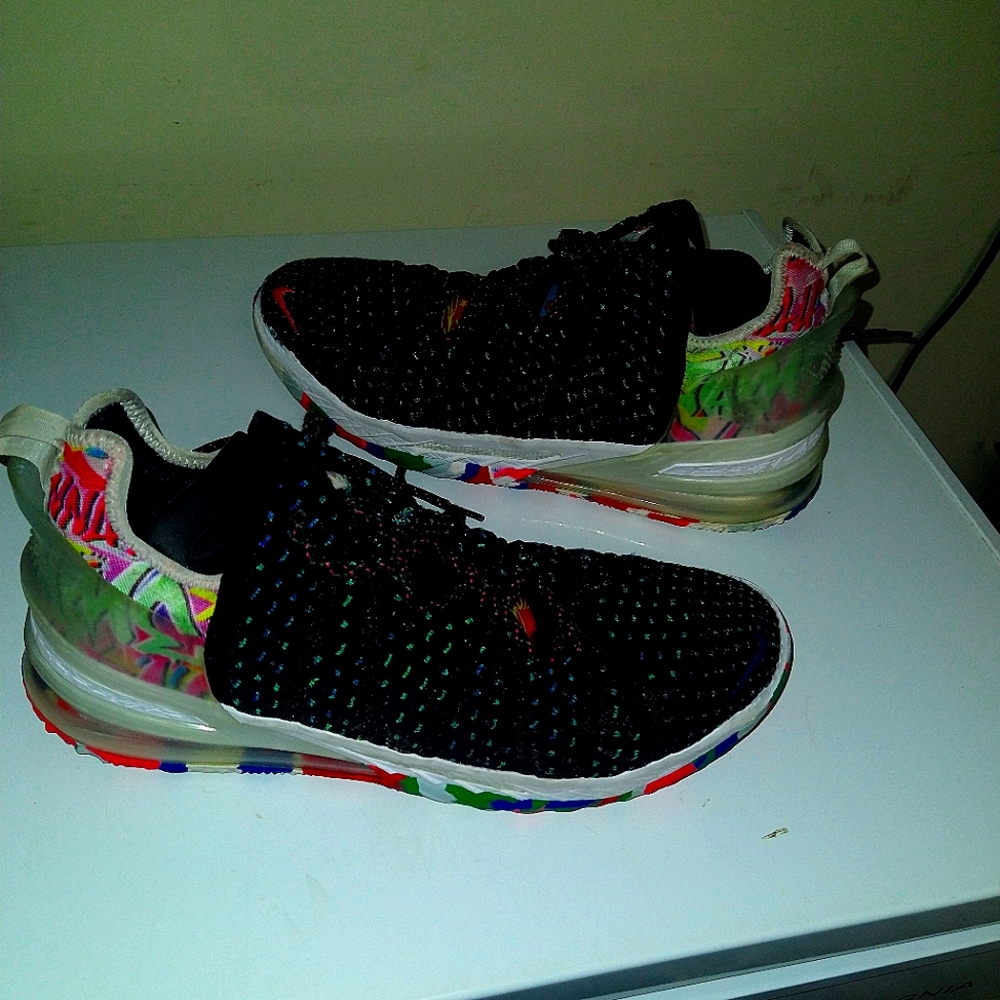 Lebron 18s Nike